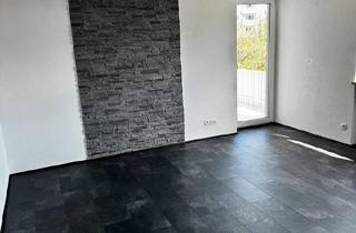 Wohnung kaufen in 87437 Kempten (Allgäu), Kempten (Allgäu) - Renovierte leerstehende sonnige 2-Zimmerwohnung inkl. Garage