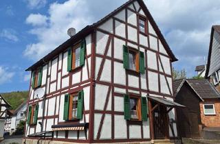Haus kaufen in 34311 Naumburg, Naumburg - Wohnhaus mit Scheune Elbenberg