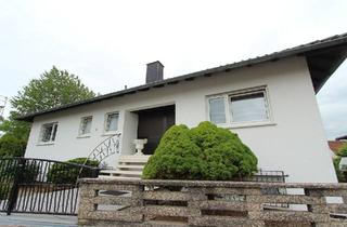 Haus kaufen in 66882 Hütschenhausen, Ramstein-Miesenbach - Freistehender Bungalow in ruhiger Seitenstraße in Hütschenhausen