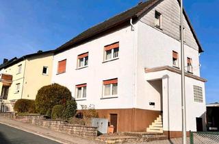 Einfamilienhaus kaufen in 35781 Weilburg, Weilburg - Einfamilienhaus mit Einliegerwohnung 2teGrundstück Baufenster