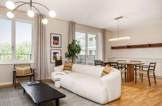 Wohnung kaufen in Franz-Mehring-Platz, 10243 Friedrichshain, Zeitlose 4-Zimmer-Wohnung mit Balkon - Provisionsfrei