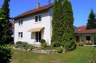 Haus kaufen in 72636 Frickenhausen, Viel Platz für Familie & Hobbys ... Ein-/Zweifamilienhaus mit Garage in Frickenhausen