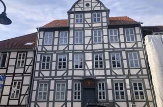 Haus kaufen in 38350 Helmstedt, Durchsaniertes 4-Fam-Haus mit Nebengelass im Zentrum von Helmstedt