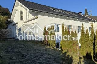 Doppelhaushälfte kaufen in 65719 Hofheim, Großzügiges Wohnhaus mit über 244 qm Wohnfläche in Bestlage von Hofheim