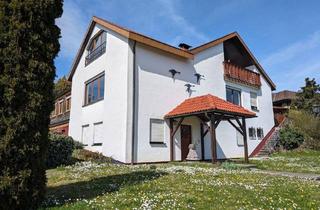 Haus kaufen in 86739 Ederheim, Ederheim - Familienfreundliches Haus I 2-3 Wohnungen I traumhaftes Grundstück I frei I Garagen