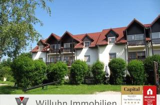 Wohnung kaufen in 06237 Leuna, Leuna - Charmantes Wohnungspaket: Zwei 3-Raum-Wohnungen mit geräumigem Speicher und schönen Balkonen