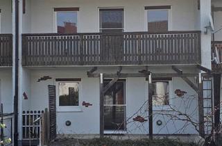 Reihenhaus kaufen in 84478 Waldkraiburg, Waldkraiburg - +++Renovierungsbedürftiges Reihenmittelhaus in ruhiger Wohnlage +++