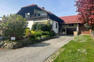 Einfamilienhaus kaufen in 94469 Deggendorf, Deggendorf - Provisionsfreies Einfamilienhaus mit Einliegerwohnung in Eichberg