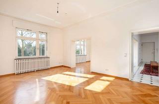 Wohnung kaufen in 40476 Golzheim, Großzügiger Altbau in zentraler Lage: Gepflegte 4 bis 5-Zimmer-Wohnung in Düsseldorf-Golzheim