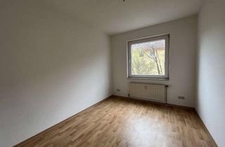 Wohnung mieten in Schillerplatz 24, 06198 Salzmünde, gut geschnittene 2-Raumwohnung in ruhiger Lage - Schillerplatz 24 / E1