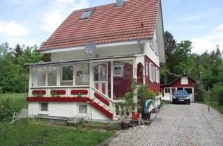 Haus kaufen in 88271 Wilhelmsdorf, Stilvolles Haus in Alleinlage auf riesigem Grundstück