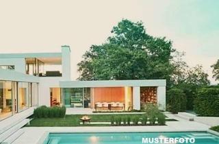 Einfamilienhaus kaufen in 76530 Innenstadt, Avantgardistisches Einfamilienhaus mit atemberaubender Panoramasicht