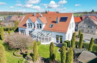 Haus kaufen in 97993 Creglingen, Nur vom Feinsten: Herrschaftliches Anwesen mit Nebengebäude und toll angelegtem Garten!