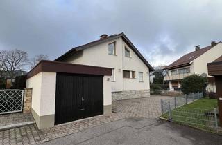 Haus kaufen in Finkenstraße 29, 75180 Büchenbronn, Attraktives Zweifamilienhaus in guter Lage