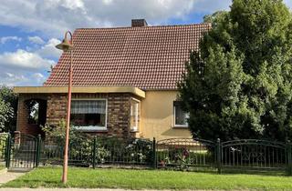 Einfamilienhaus kaufen in Lange Straße 14, 18249 Bernitt, Einfamilienhaus mit Grundstück und Nebengelass