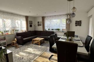 Wohnung kaufen in 73230 Kirchheim unter Teck, Renovierte, zentral gelegene Wohnung mit Garten!
