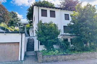 Haus kaufen in Luisental 27, 58509 Lüdenscheid, Großzügiges Zweifamilienhaus und zusätzliche Einliegerwohnung auf Erbpachtgrundstück zu verkaufen