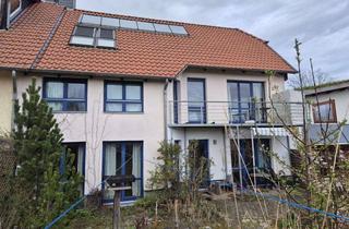 Haus kaufen in 37130 Gleichen, Familienfreundliches 3-stöckiges Wohnhaus in begehrter Lage in Diemarden