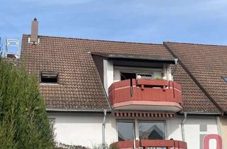 Wohnung kaufen in 68519 Viernheim, Charmante 2-ZKB-DG-Wohnung mit 2 Balkonen und Garage im 3-Fam.-Haus in bester Feldrandlage