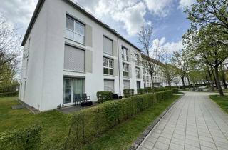 Wohnung kaufen in Josef-Priller-Straße 25, 86159 Universitätsviertel, 1-Zimmer-Wohnung mit gehobener Innenausstattung mit Terrasse und EBK in Augsburg (Univiertel)