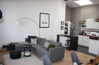 Wohnung kaufen in 60318 Nordend-West, Großzügige 3-Zimmer-DG-Wohnung im beliebten Frankfurter Nordend (von privat)