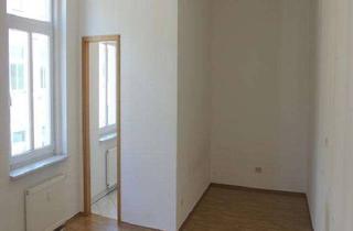 Wohnung kaufen in 08523 Haselbrunn, Bezugsfreie 2 Zimmer Wohnung in Plauen