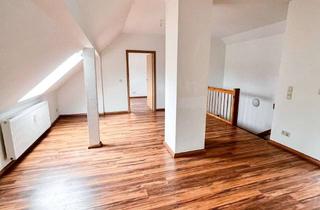 Wohnung mieten in Äußere Stollberger Str. 47, 09376 Oelsnitz/Erzgebirge, Gemütliche Wohnung im Dachgeschoss
