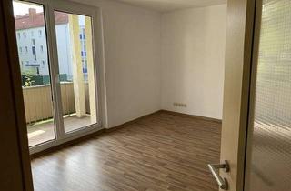 Wohnung mieten in Diesterwegring, 39387 Oschersleben, EG-Wohnung mit Einbauküche und Balkon!