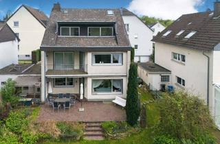 Einfamilienhaus kaufen in 51381 Lützenkirchen, Leverkusen-Lützenkirchen: Freistehendes Einfamilienhaus mit viel Platz und traumhaftem Garten