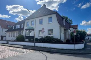 Villa kaufen in 38350 Helmstedt, Charmante Villa mit Einliegerwohnung und Gewerbeeinheit in beliebter Wohnlage von Helmstedt