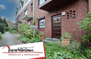 Reihenhaus kaufen in 25469 Halstenbek, Reihenhaus mit Vollkeller und TG-Stellplatz in familiärer und grüner Lage von Halstenbek
