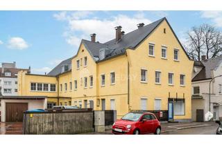 Anlageobjekt in 86165 Lechhausen, Attraktives Investment! MFH mit 6 Wohneinheiten und Umbaupotenzial im Nebengebäude