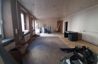 Büro zu mieten in Hospitalstraße, 02826 Innenstadt, Große Bürofläche am Wilhelmsplatz für Selbstrenovierer! Provisionsfrei!