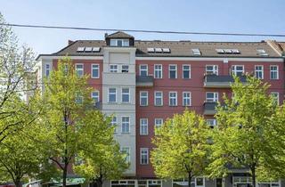 Wohnung kaufen in Prenzlauer Allee 175a, 10439 Prenzlauer Berg (Prenzlauer Berg), Investieren in Prenzlauer Berg ++ PROVISIONSFREI ++ vermietete Gründerzeit-Wohnung *beliebte Lage*