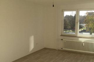 Wohnung mieten in Württemberger Allee 22, 33689 Sennestadt, 2-Zimmer-Wohnung mit Balkon
