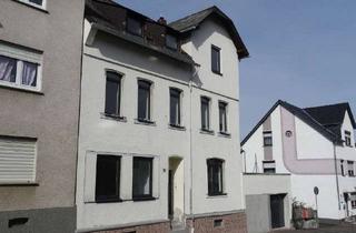 Haus kaufen in 56203 Höhr-Grenzhausen, TOP-renoviertes EFH mit kleinem Apartment in Höhr-Grenzhausen