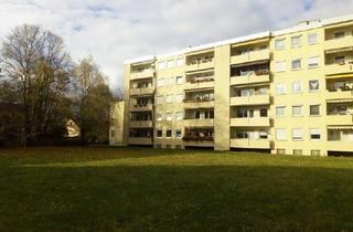 Wohnung kaufen in 90480 Nürnberg, Nürnberg - Vermietete 3-Zimmer-Wohnung in toller Lage von Zerzabelshof