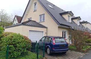 Haus kaufen in Schliemannstraße 30, 33605 Stieghorst, Reserviert; Provisionsfrei; Reihenendhaus mit Erdwärmepumpe