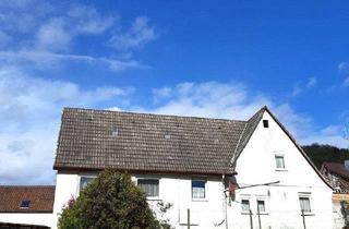 Haus kaufen in 76646 Bruchsal, Älteres Wohnhaus mit Ausbaupotential in Bruchsal-Untergrombach!