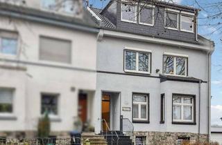 Haus kaufen in 58093 Emst, Großzügiges Zweifamilienhaus auf Hagen Emst mit Platz für die ganze Familie