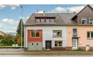 Doppelhaushälfte kaufen in 66957 Eppenbrunn, Doppelhaushälfte mit viel Potenzial zum Selbstverwirklichen in Eppenbrunn