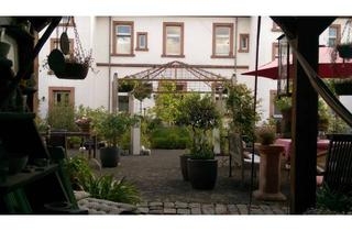 Wohnung kaufen in Obergasse 37, 61200 Wölfersheim, Altbauwohnung +Scheune +Atelier +3 Parkplätze