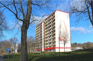 Wohnung mieten in Berliner Straße 150, 07546 Gera, 3-Raum-Wohnung mit großem Balkon und Aufzug