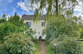 Haus kaufen in 01728 Bannewitz, Haus mit weitläufigem Grundstück und viel Potential in Bannewitz