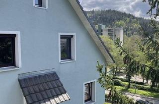 Haus kaufen in 77933 Lahr, Lahr (Schwarzwald) - Freistehendes Haus mit Potenzial und wunderschönem Bergblick!!!