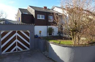 Haus kaufen in 82131 Gauting / Buchendorf, Gauting / Buchendorf - Energetisch sanierte DHH in Gauting