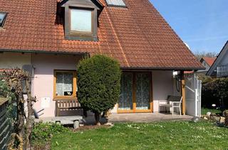 Doppelhaushälfte kaufen in 86633 Neuburg, Doppelhaushälfte mit gepflegtem Garten und Garage in Neuburg OT Heinrichsheim zu verkaufen!