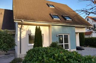 Einfamilienhaus kaufen in 63454 Hanau, Schönes und modernisiertes 7-Zimmer-Einfamilienhaus mit gehobener Innenausstattung in Hanau