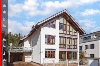 Wohnung kaufen in 81739 Perlach, Außergewöhnliche 4-Zimmer-Wohnung mit über 300 m² großem Garten in kleinem 3-Parteienhaus