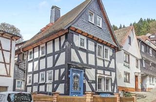 Haus kaufen in 35216 Biedenkopf, Für die kleine Familie - Wohnkomfort mit historischem Charme